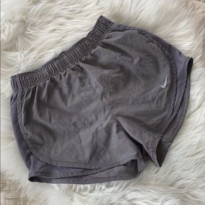 N i k e • Dri-fit running short